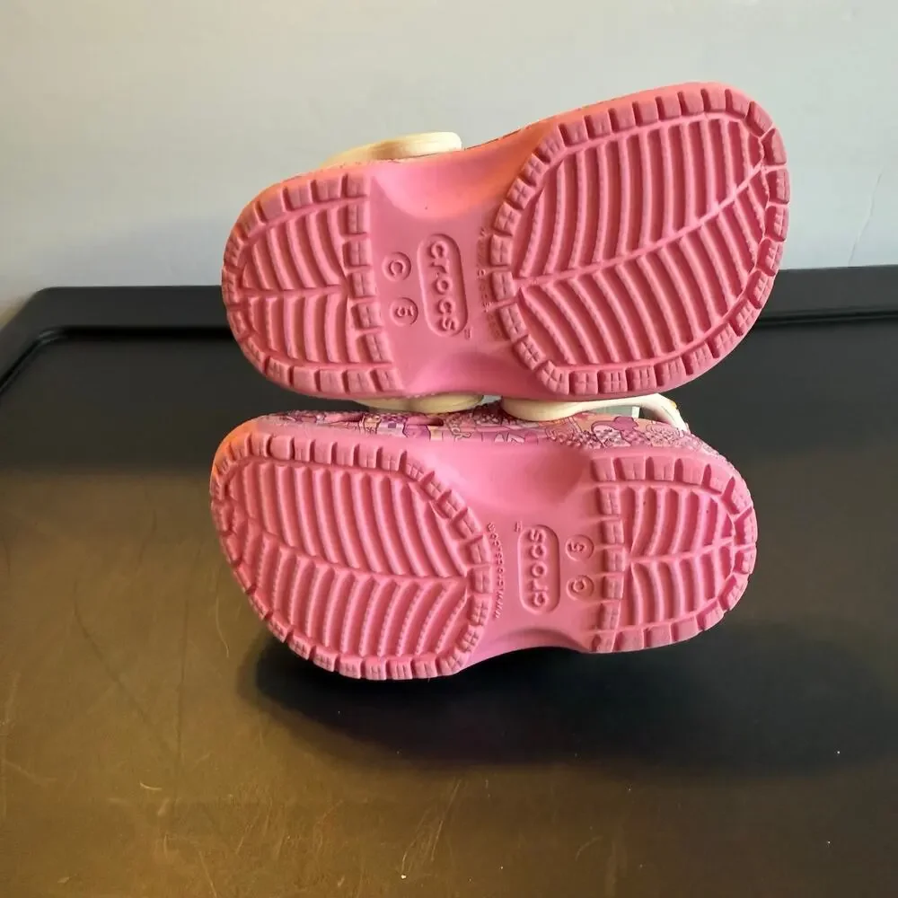 Crocs Hello Kitty & Friends C5 Pink Sanrio Collab Clogs with Jibbitz Charms - Picture 2 of 9